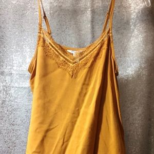Arizona Jean Co Yellow tank top💛